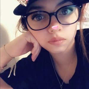 Meet your Posher, Brinn